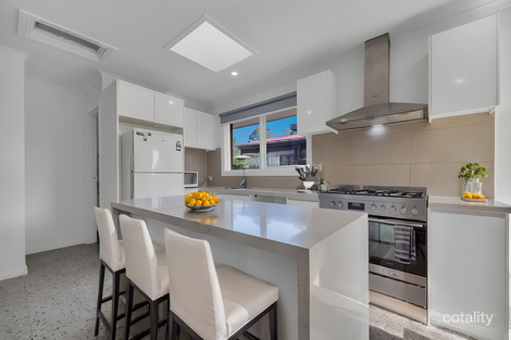 Property photo of 77 Strathmore Crescent Hoppers Crossing VIC 3029