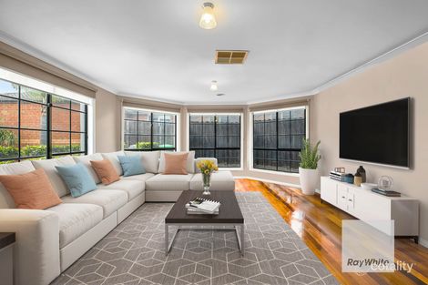 Property photo of 10 Ruben Drive Sydenham VIC 3037