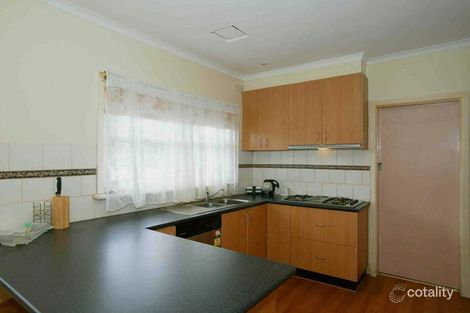 Property photo of 2 Gifford Road Doncaster VIC 3108