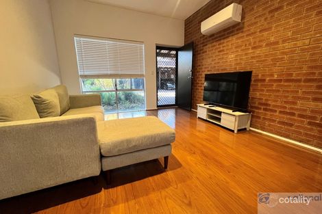 2/10 Dover Rd, Scarborough, WA 6019