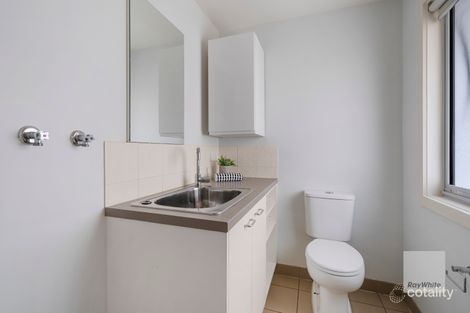 Property photo of 26 Waxflower Crescent Bundoora VIC 3083