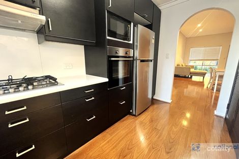 Property photo of 2/10 Dover Road Scarborough WA 6019