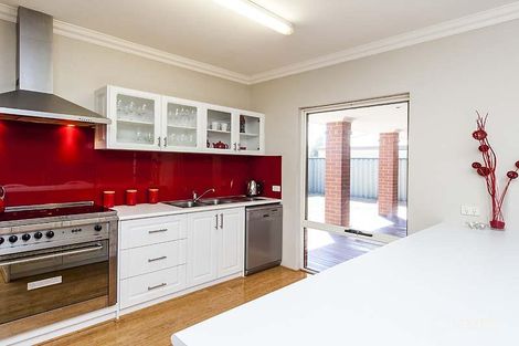 Property photo of 2 Antonio Circuit Port Kennedy WA 6172