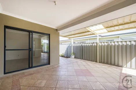 Property photo of 15 Butcherbird Loop Erskine WA 6210