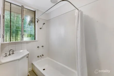 Property photo of 72 Woomera Crescent Southport QLD 4215
