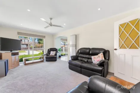 Property photo of 6 Watson Avenue Dromana VIC 3936