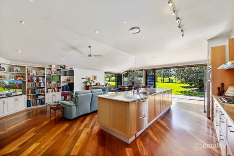 112 Karawatha Dr, Mountain Creek, QLD 4557
