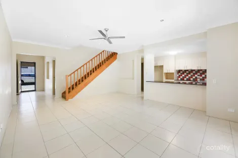 Property photo of 19/170 Whiting Street Labrador QLD 4215