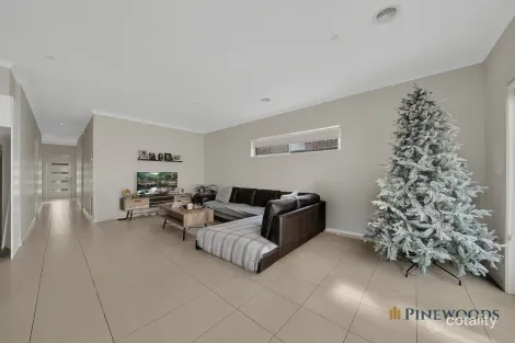 Property photo of 5 Koukoura Drive Epping VIC 3076