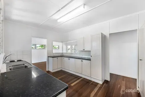 Property photo of 72 Woomera Crescent Southport QLD 4215