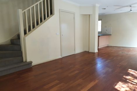 Property photo of 5/5 McCarthy Grove Montmorency VIC 3094