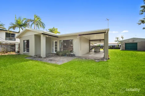 Property photo of 11 Sandra Close Trinity Park QLD 4879