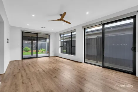 Property photo of 20 Field Court Findon SA 5023