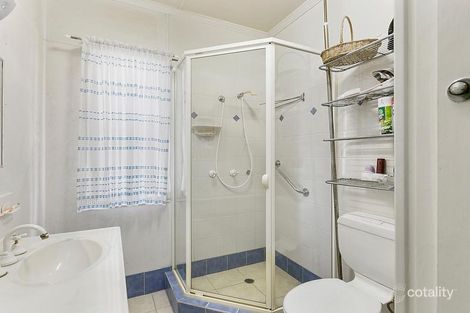 Property photo of 17 Hannam Street Wynnum QLD 4178