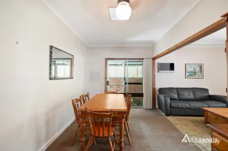 Property photo of 33 Singleton Avenue East Hills NSW 2213