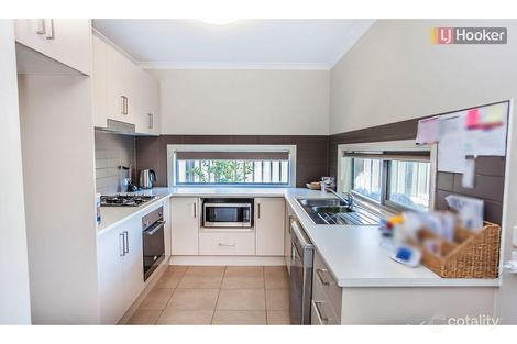 Property photo of 29 Bradshaw Avenue Craigieburn VIC 3064