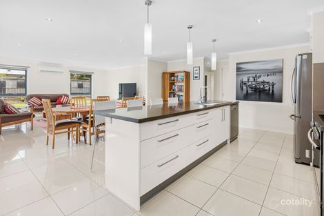 Property photo of 29 Hazeldene Way Rosebud VIC 3939