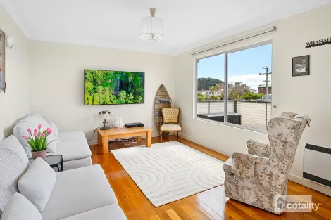 Property photo of 70 Irby Boulevard Sisters Beach TAS 7321