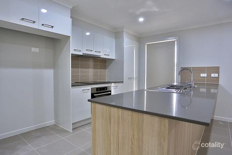 Property photo of 56 Denham Circuit Willow Vale QLD 4209