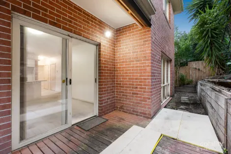 Property photo of 418 Serpells Terrace Donvale VIC 3111