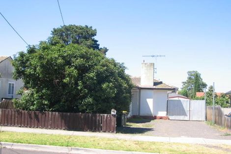 17 Marlborough St, Fawkner, VIC 3060