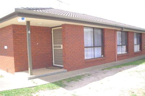 Property photo of 4/1 Kyema Drive Lara VIC 3212