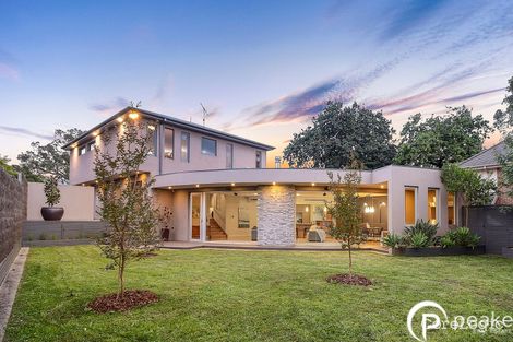 51 Lyall Rd, Berwick, VIC 3806