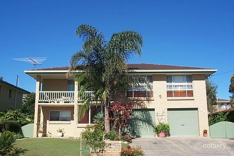 24 Rowell St, Battery Hill, QLD 4551