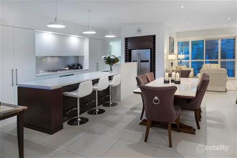 Property photo of 7519 Springfield Drive Hope Island QLD 4212