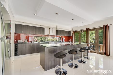 Property photo of 10 Foxwood Grove Mernda VIC 3754