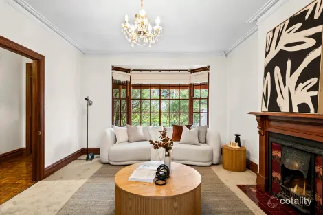 Property photo of 32 Haughton Parade Rosanna VIC 3084