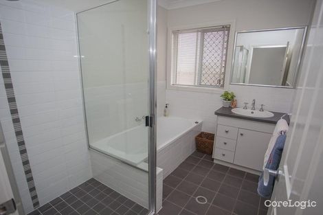 Property photo of 60 Sommerfeld Crescent Chinchilla QLD 4413