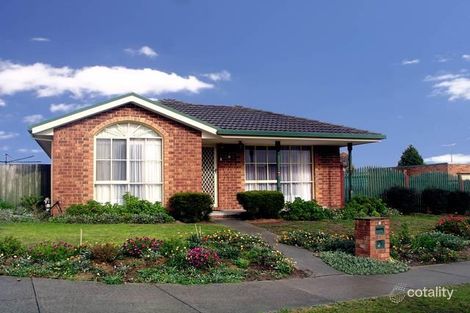 Property photo of 1 Estella Court Narre Warren VIC 3805