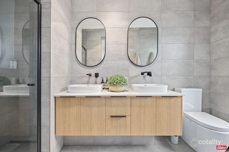 Property photo of 30 Sam Circuit Angle Vale SA 5117