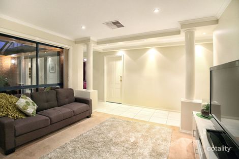 Property photo of 2/18 Copeland Road Westmeadows VIC 3049