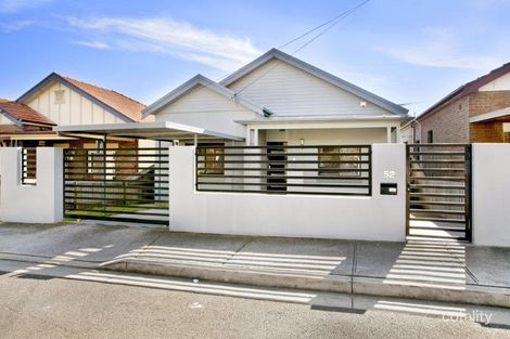 52 Bouvardia St, Russell Lea, NSW 2046