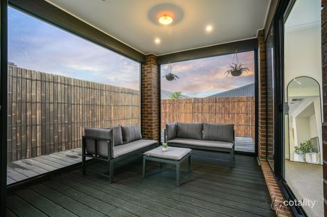 Property photo of 21 Nebula Crescent Mickleham VIC 3064