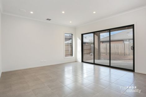 Property photo of 93 Evesham Drive Point Cook VIC 3030