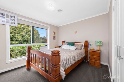 Property photo of 4 Regency Drive Mount Clear VIC 3350
