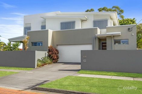 51 Mountain View Ave, Miami, QLD 4220