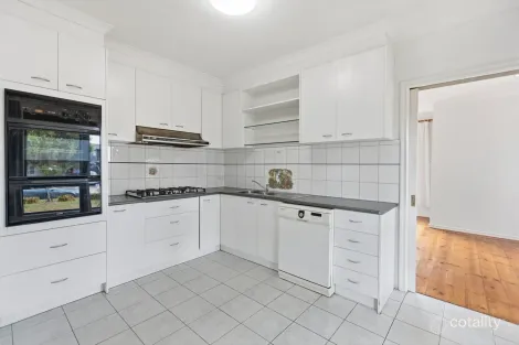 Property photo of 10 Mitchell Court Glenroy VIC 3046