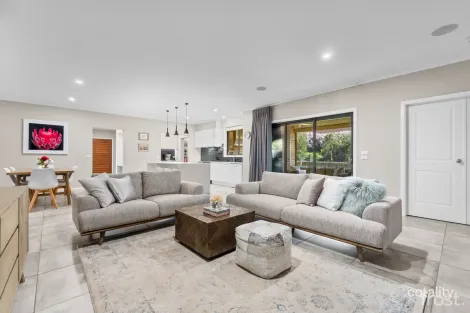 Property photo of 32 Aurina Drive Wallan VIC 3756