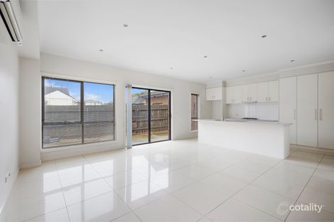 Property photo of 2/98 Ashley Street Maidstone VIC 3012