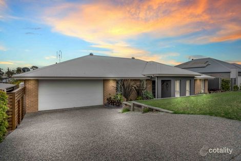 10 Pearse Cres, Bolwarra Heights, NSW 2320