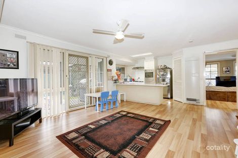 Property photo of 32 Daphne Crescent Werribee VIC 3030