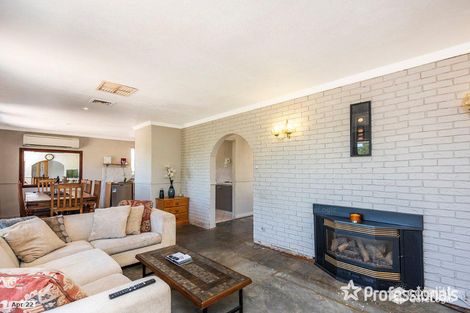 Property photo of 9 Leawood Crescent Boya WA 6056