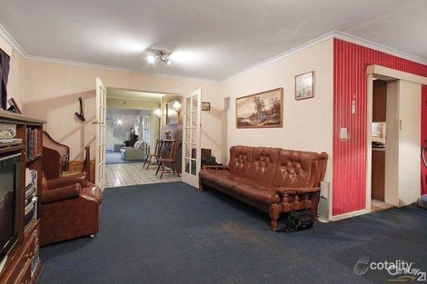Property photo of 16 Hedgeley Road Keysborough VIC 3173