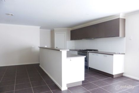Property photo of 22 Niland Crescent Point Cook VIC 3030