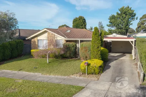 7 Martingale Pl, Pakenham, VIC 3810