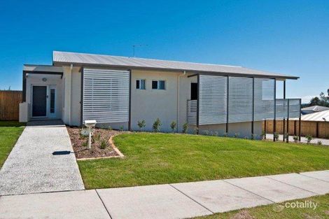 2 Spotted Gum Cres, Flinders View, QLD 4305